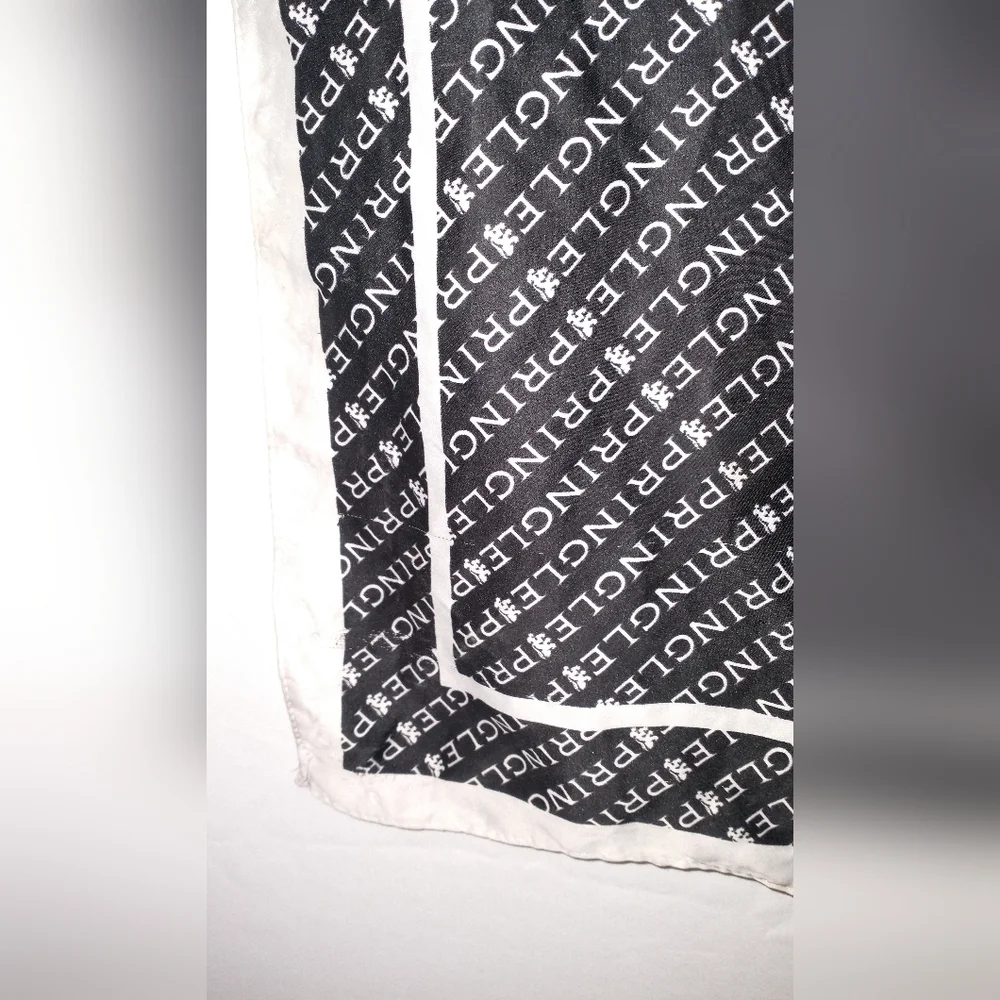 Pringle Of Scotland & H&M Chic Black and White Patterned Scarf